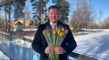 Поздравление главы местного самоуправления г.о.г.Кулебаки Валерия Юрасова  с Международным женским днем 8 Марта!